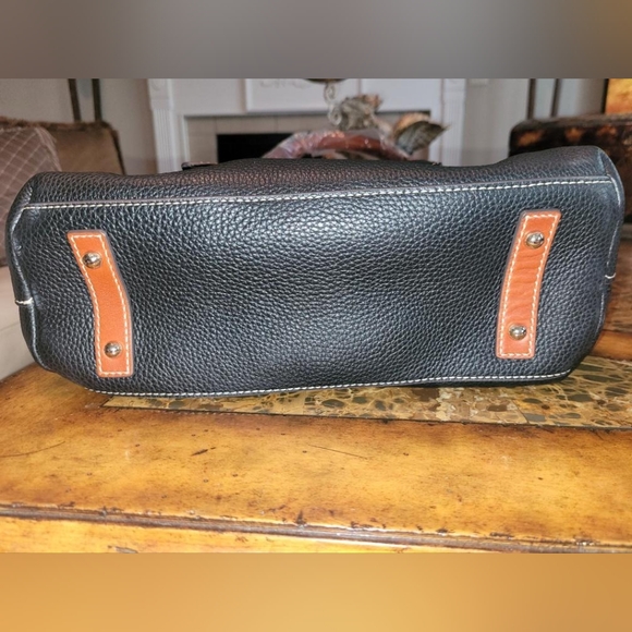 Dooney & Bourke NWT Black shoulder bag - Picture 6 of 14